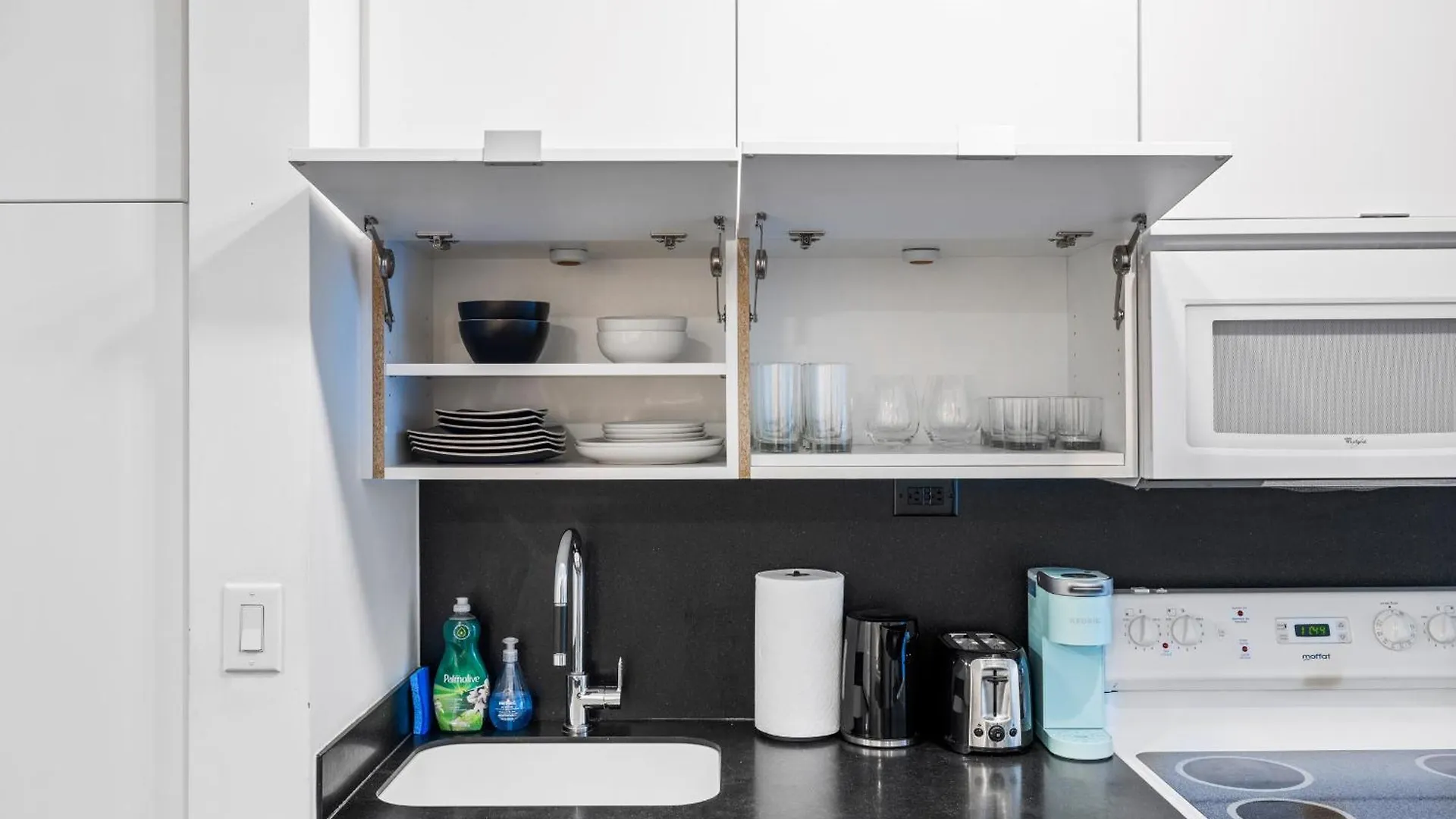 アパート Charming 2Br Condo Near Cn Tower & Harbourfront トロント