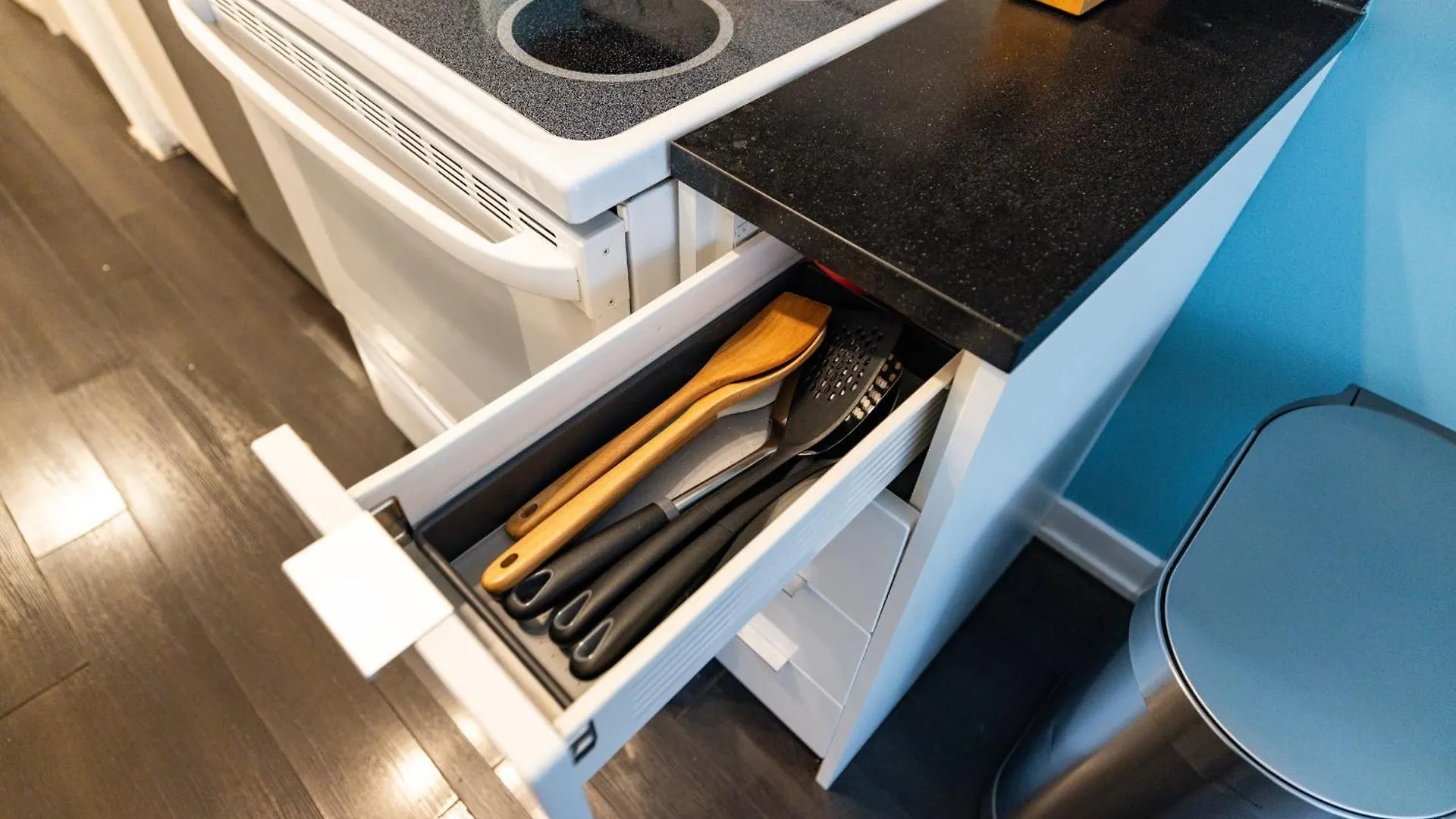 Charming 2Br Condo Near Cn Tower & Harbourfront Toronto Apartamento