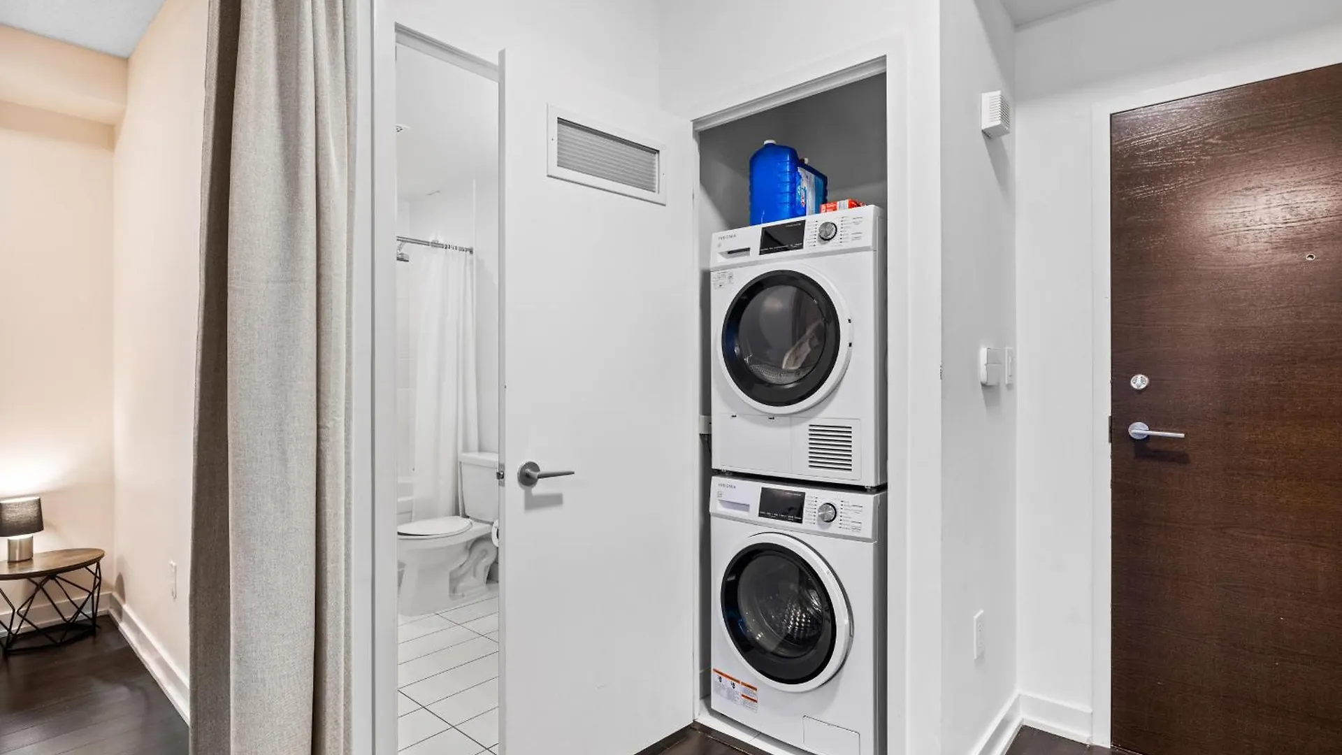 Charming 2Br Condo Near Cn Tower & Harbourfront Toronto